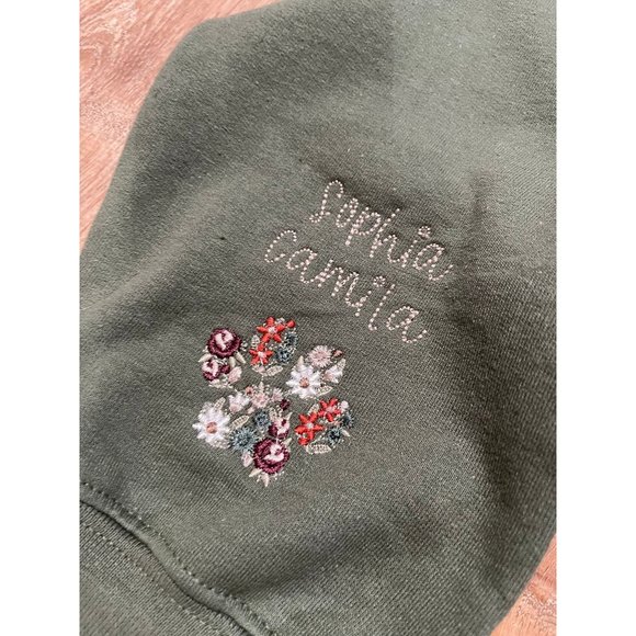 Embroidered Custom Dog Mom Floral Sweatshirt with names on the sleeve - Picture 3 of 6